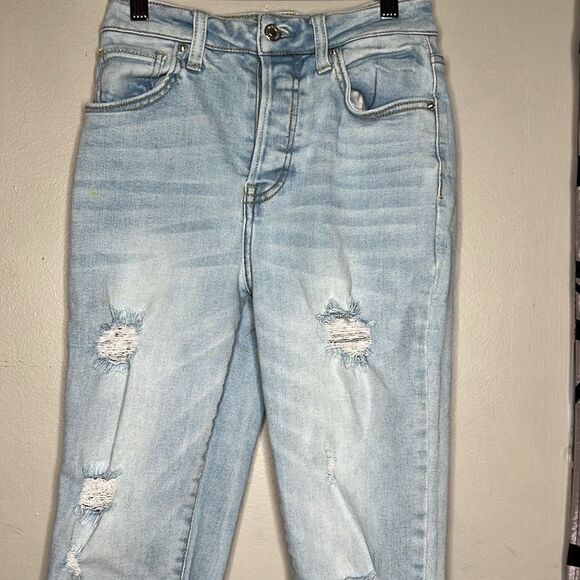 Forever 21 light wash distressed skinny jeans with button fly size 24 - Picture 4 of 8